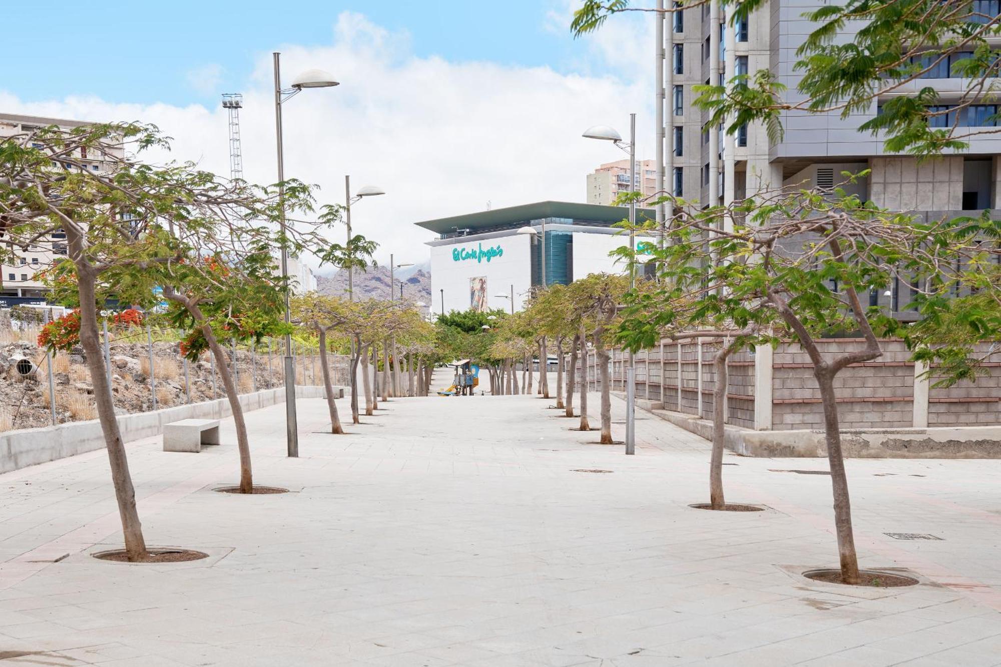 Eden Rentals Altavista Suites Apto Torre 1 산타크루스데 테네리페 외부 사진