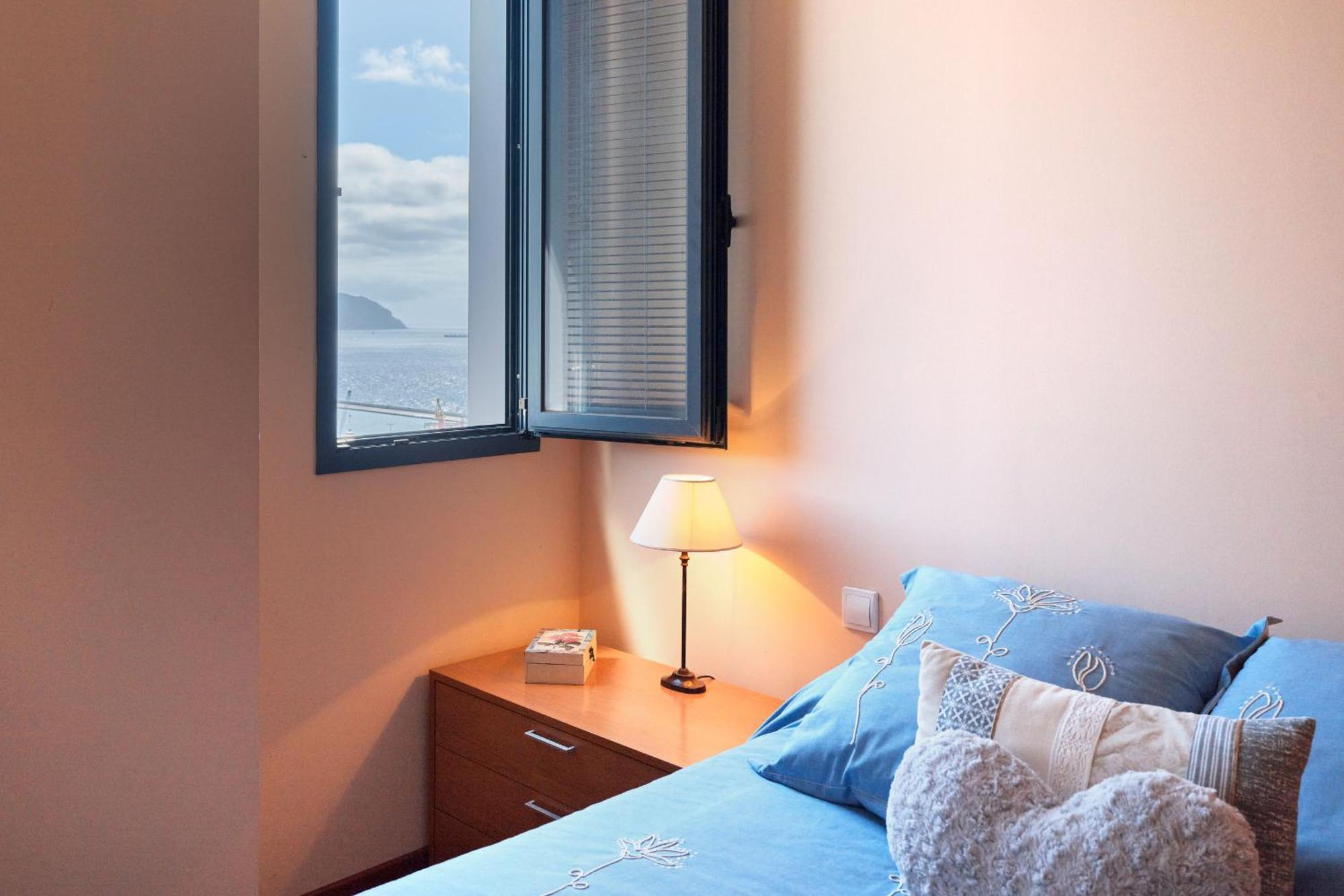 Eden Rentals Altavista Suites Apto Torre 1 산타크루스데 테네리페 외부 사진